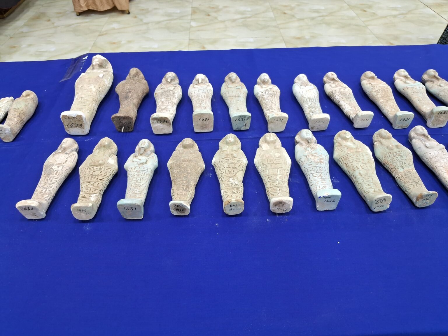 جانب من الآثار السودانية المنهوبة التي استعادتها السلطات السودانية (دارفور الآن)