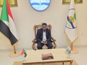 والي جنوب دارفور يصل نهر النيل لتفقد أوضاع الطلاب الجالسين للامتحانات